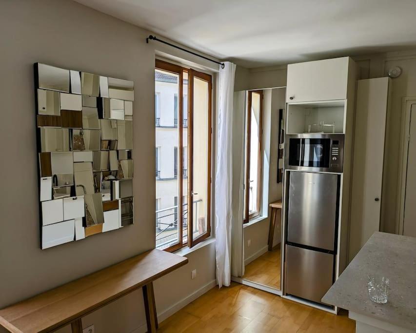 Studio Calme Et Ensoleille Entierement Renove Paris Exterior photo